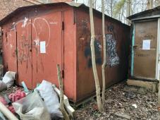 20.03.2026. Великий Новгород, Ильина ул., 21а.Гараж установлен в отсутствие разрешительных документов. Ведётся розыск собственника