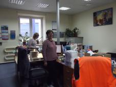 4 октября 2019 г. Великий Новгород. Мэр Сергей Бусурин посетил фабрику &quot;Амкор Спешилти Картонз Новгород&quot;. Фото управления по работе со СМИ