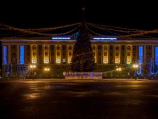 16 декабря 2018 г. Великий Новгород. Предновогоднее украшение городских улиц. Фото Анны Костецкой